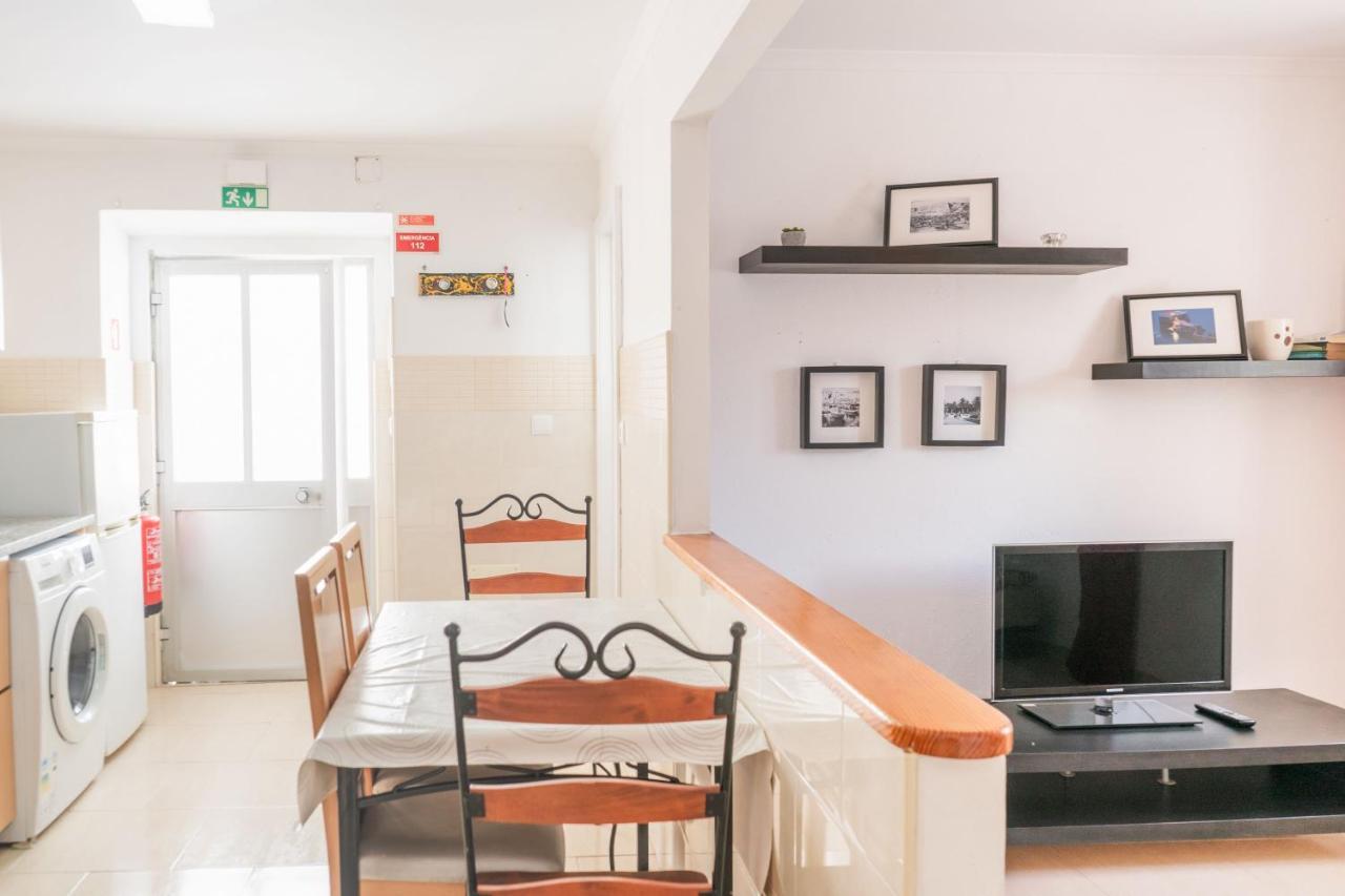 Amelia Apartment - Peniche Surf Camp Exterior photo